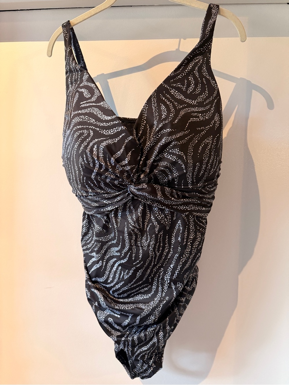 Cacique by Lane Bryant One-Piece Swimsuit Size 18 Perfect for Summer Beach Days